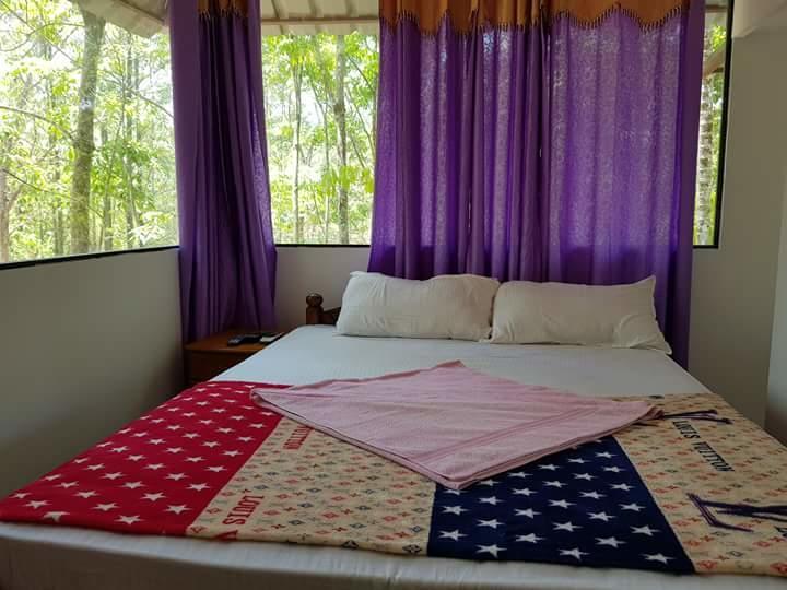 Ponmudi Valley Resorts Exterior photo